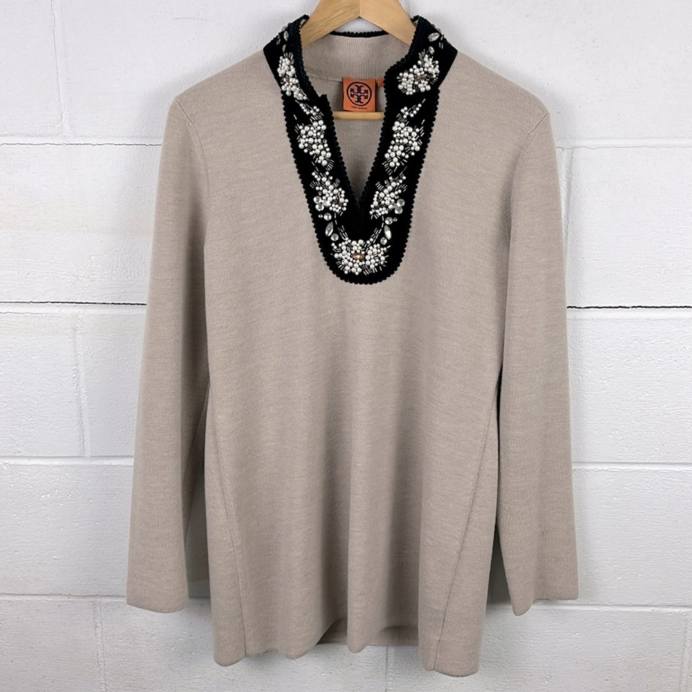 Tory Burch beige embellished v-neck sweater - Picture 1 of 5